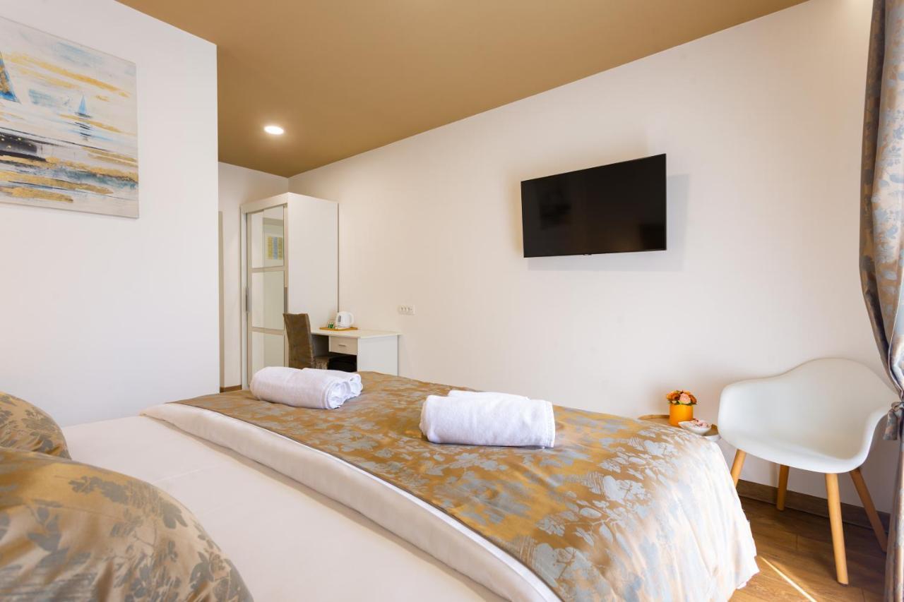 Luxury Rooms Fetivi Split Extérieur photo